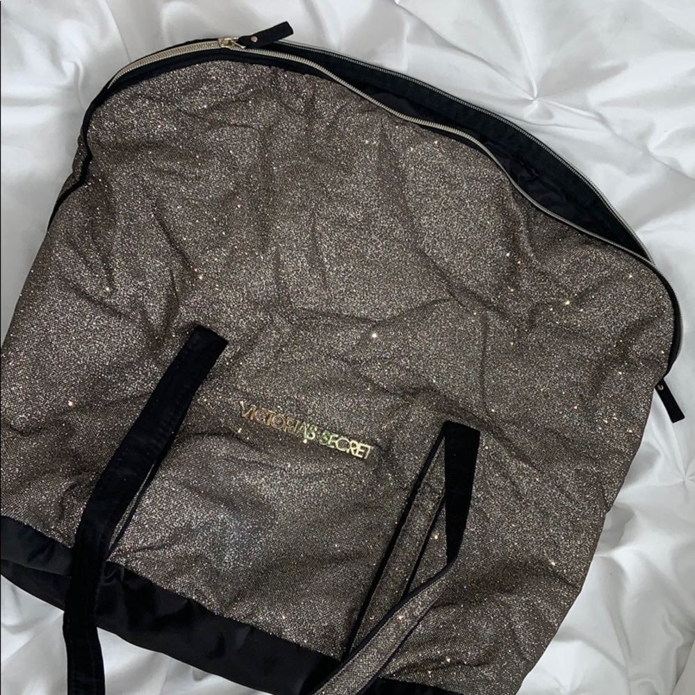 Victorias secret gold tote✨
